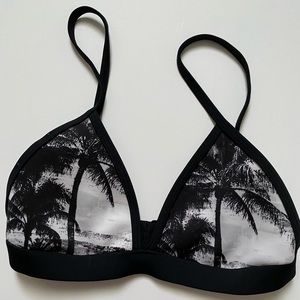 Forever21 Bikini Top (not padded)with adjustable top and adjust hook closer.